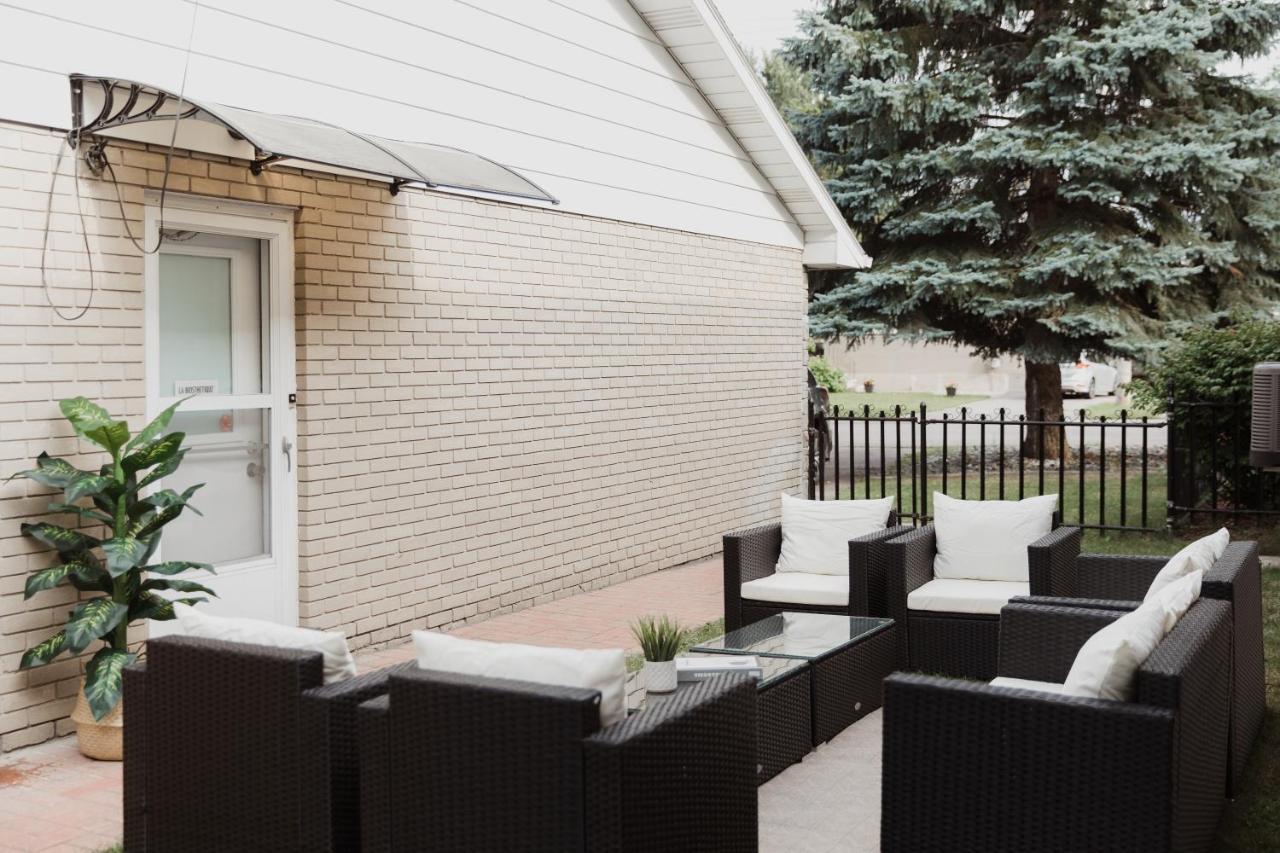 Modern, Luxurious Apartment Near Downtown Ottawa Exterior photo