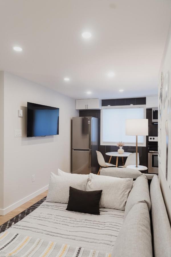 Modern, Luxurious Apartment Near Downtown Ottawa Exterior photo